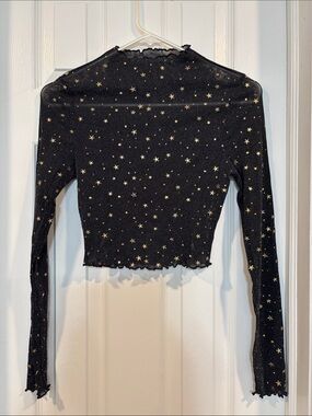 Black Star-Print Long Sleeve Crop Top